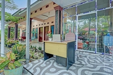 OYO 92464 Efniati Homestay Syariah