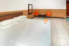 Hotel Shanty Mitra RedDoorz