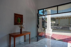 RedDoorz @ Hotel Horas Palopo