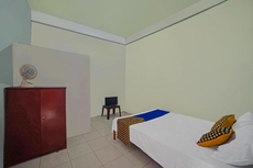 SPOT ON 92600 Mandiri Inn