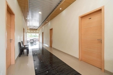 RedDoorz Syariah near Minangkabau International Airport