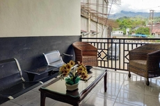 RedDoorz Syariah @ Penginapan Queen Sungai Penuh