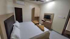 Hotel Sushegad Guhagar Beach