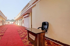 Hotel O Ridheshwar Palace