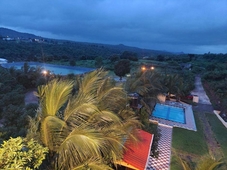 The Four Winds House