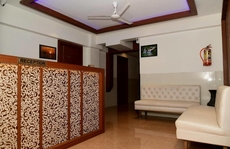 Hotel Monarch Center Point near Dahanu Beach, Bordi