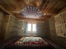 Woodstock Villa HomestayTulga PRIVATE BalconyRoom 