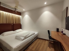 STAYMAKER Hotel Mohan Palace