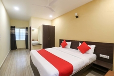 Hotel Station View Mughalsarai by ShriGo Hotels