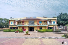 Shree Parivaar Hotel & Resort