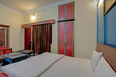 Super OYO Hotel Ram Ji Vatika