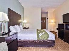 GrandStay Hotel & Suites