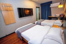 Thank U Hotel Chain (Xinyi zhongxing boulevard branch)