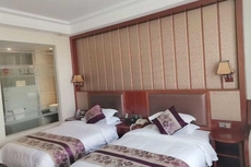 Hengxian Longxiang Crown Hotel