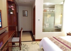 Hengxian Longxiang Crown Hotel