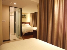 GreenTree Inn Yulin Jincheng Commercial Building Shell Hotel