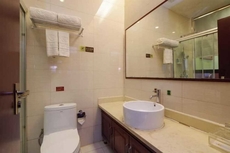 Vienna Hotel (Zhoukou Hanyang Road)