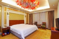 Vienna Hotel (Zhoukou Hanyang Road)