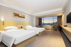 Xinbao Lijing Hotel (Shayang Hehua Road Food Street)