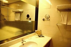 Spring Summer Fall Winter International Hotel