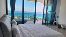 Diamond beach OceanView Villa