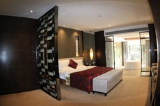 Changtian Jing'an Garden Zhongyuan Grand Hotel (Kuangzhong Garden)