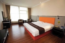 Celebrity Hotel(Zhaoyuan Jincheng Plaza Zhenhua Commercial Building Store)