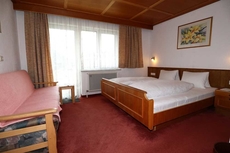 Attractive Apartment With Terrace