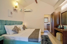 CLOSE2C BY THE ARKS VILLA