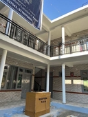 HOM House of MannMauji Riverside