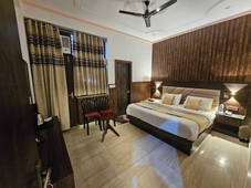 Shri Krishna Divine Dham