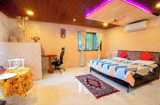 Mountain Majesty Villa