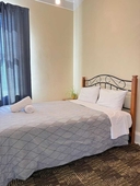 Gladstone Grand Hotel