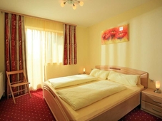 Apartment in Brixen im Thale With a Garden