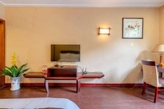 Baizhao Mountain Hotel