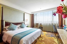 Hejiang Peninsula Hotel