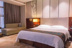 GELI Hotel (Guigang High-speed Railway Station Shenghuogang)