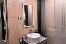 Hengxian Huashi Baijie Hotel