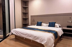 Hengxian Huashi Baijie Hotel