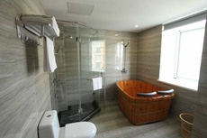 Guoqi Hotel (Tangchi Hot Spring Tourism Resort)