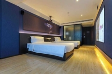 Jupian Movie Hotel (Pingyang Aojiang Xinhenan Road)