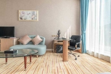 Jintan Square South Great Wall Hotel (Tongren Station Branch)