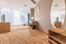 Jintan Square South Great Wall Hotel (Tongren Station Branch)