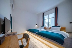 Lushan Huadian Biyuan Theme Hotel