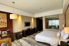 Floral ・ King Royal Hotel YunFu City