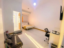 Legends Hotel & Restaurant