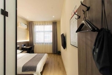 Weihui Xiangbala Hot Spring Business Hoteal