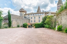 Demeures & Chateaux Hotel de Greuze