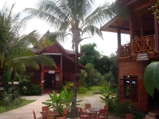 Zuela Guesthouse and Restaurant