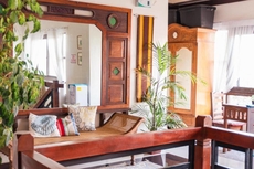 Veranda Suites and Restaurant